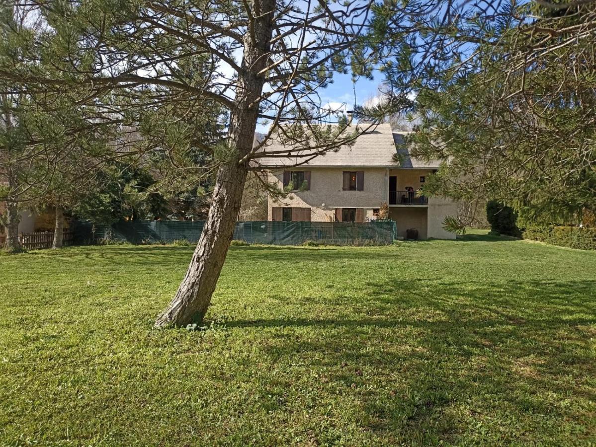 Ferienwohnung Les Rives Du Drac Chabottes Exterior foto